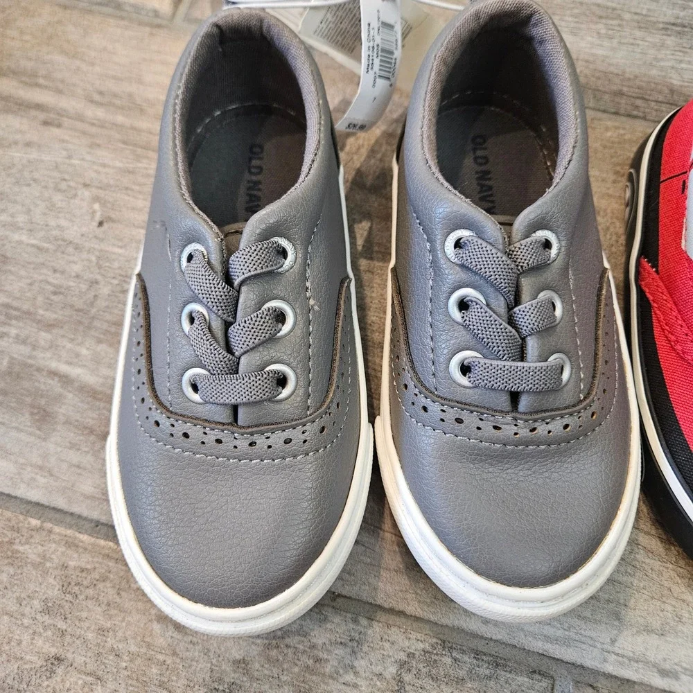 Old Navy Sneakers Toddler 6 & 7 Grey Red NEW Wingtip Race Car Lot of 2 Dressy‎